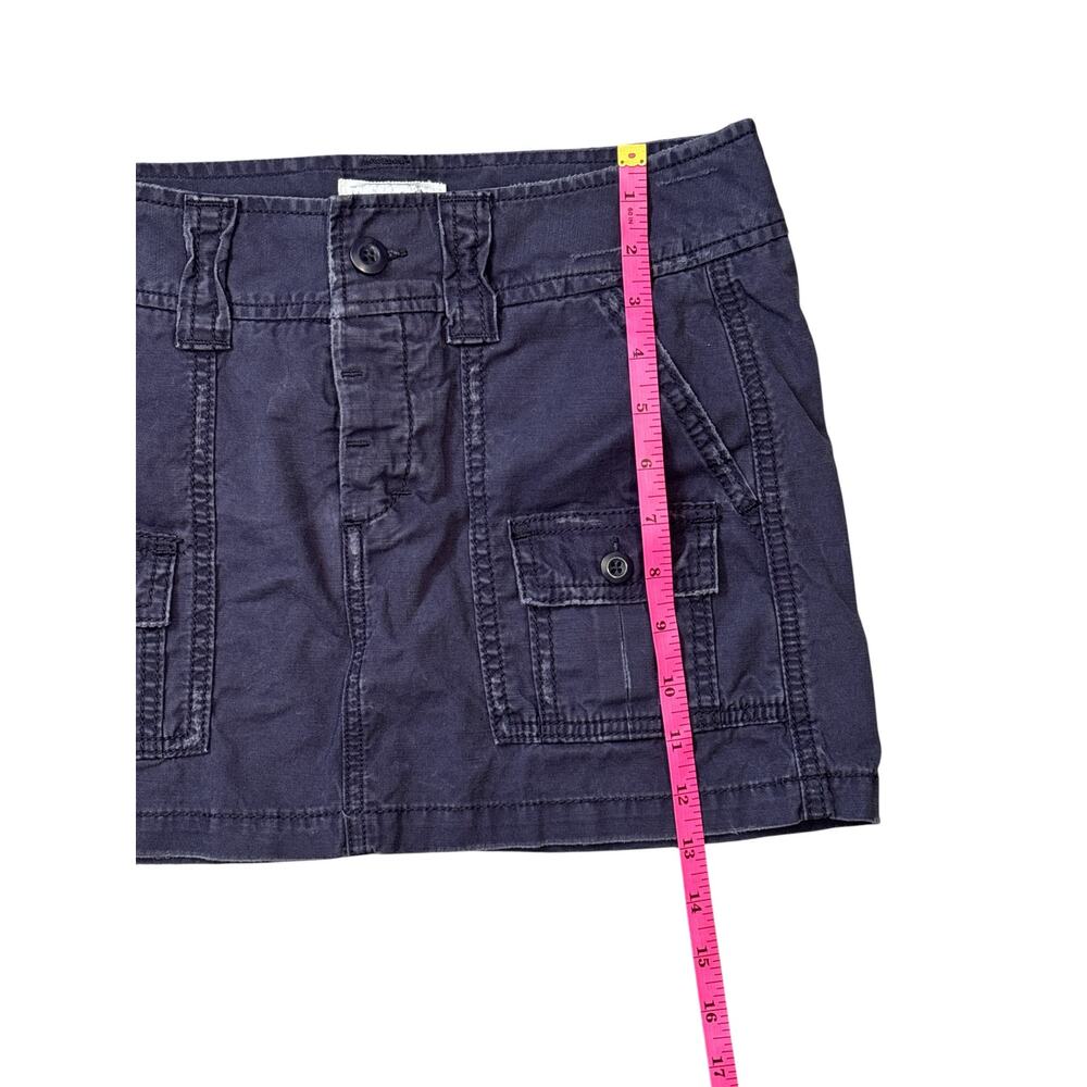 American Eagle Y2K Cargo Mini Skirt - Navy Blue Size 0 - Picture 2 of 4